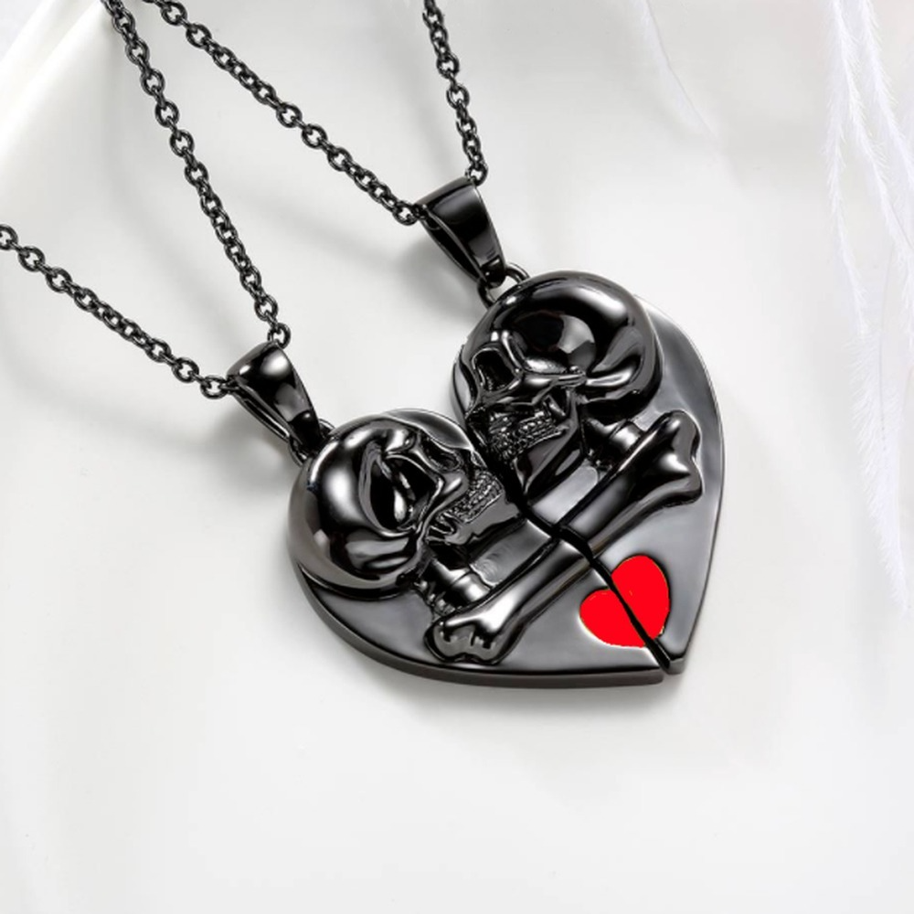 Magnetic Splicing Love Skull Couple Necklace